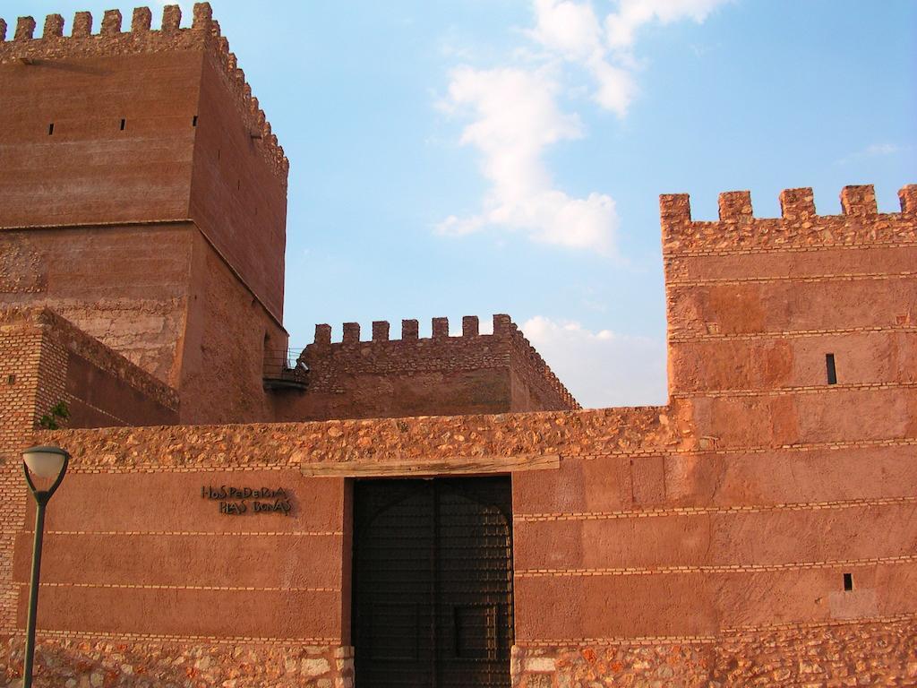 Castillo De Pilas Bonas Manzanares Camera foto